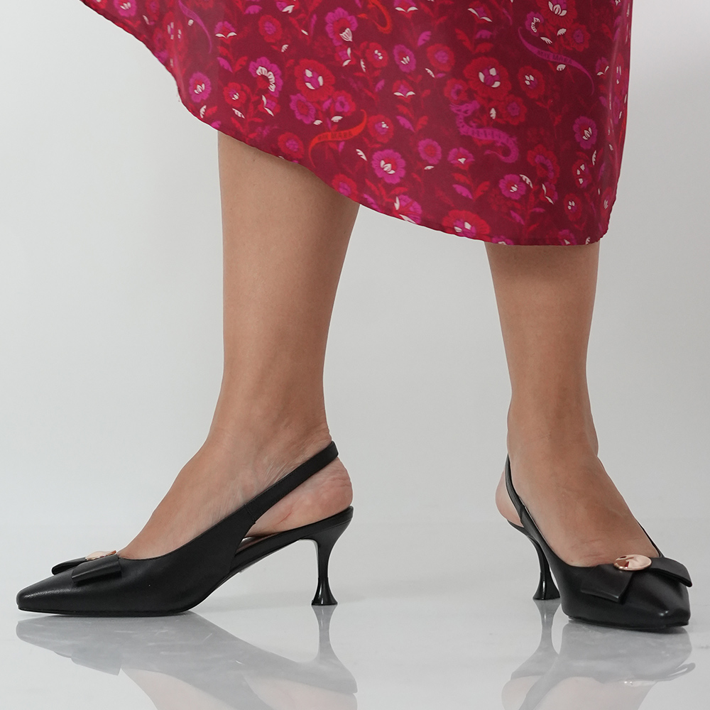 PANTOFI DECUPATI FIORE FINO