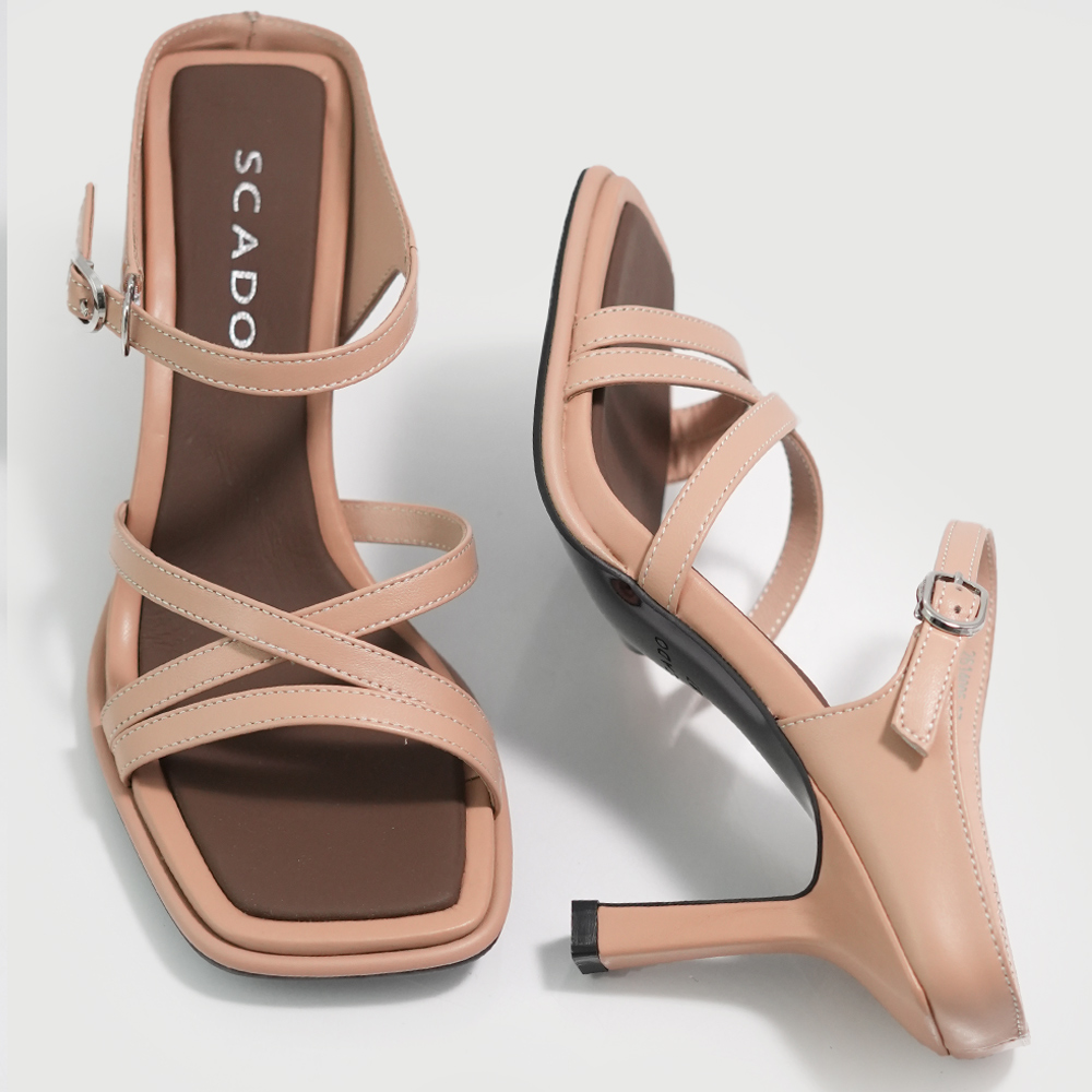 SANDALE ELEGANTE SCADO