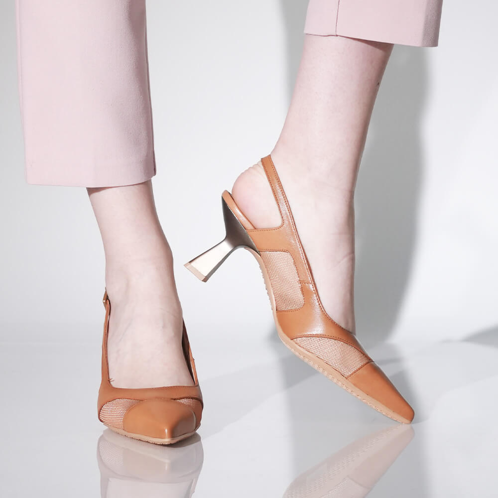 PANTOFI DECUPATI FIORE FINO