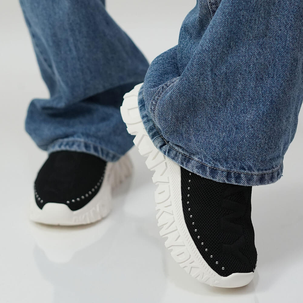 SNEAKERS DKNY