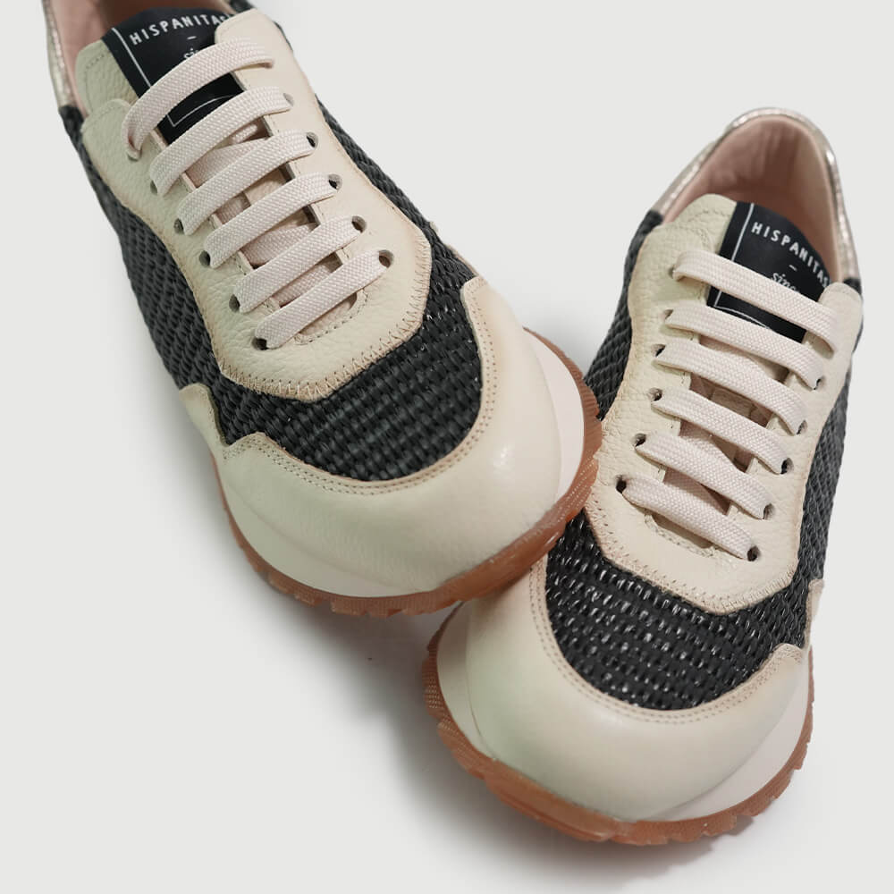 SNEAKERS HISPANITAS