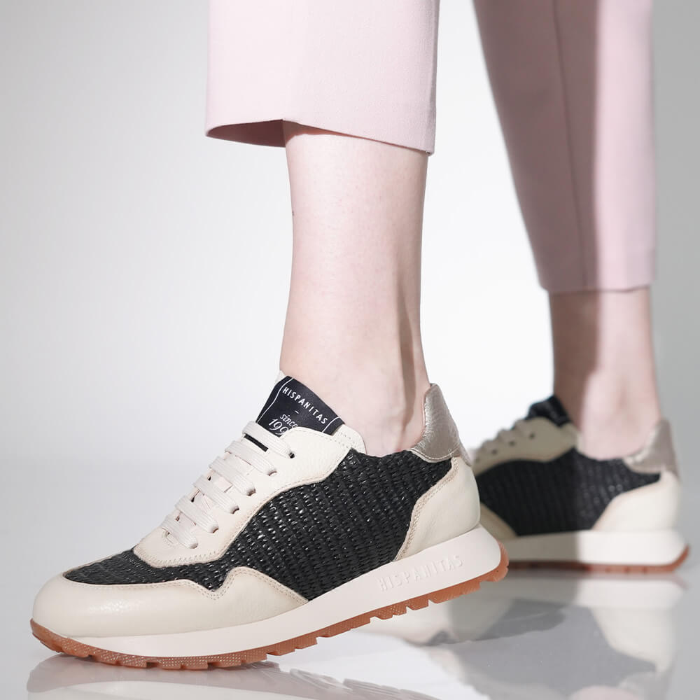 SNEAKERS HISPANITAS