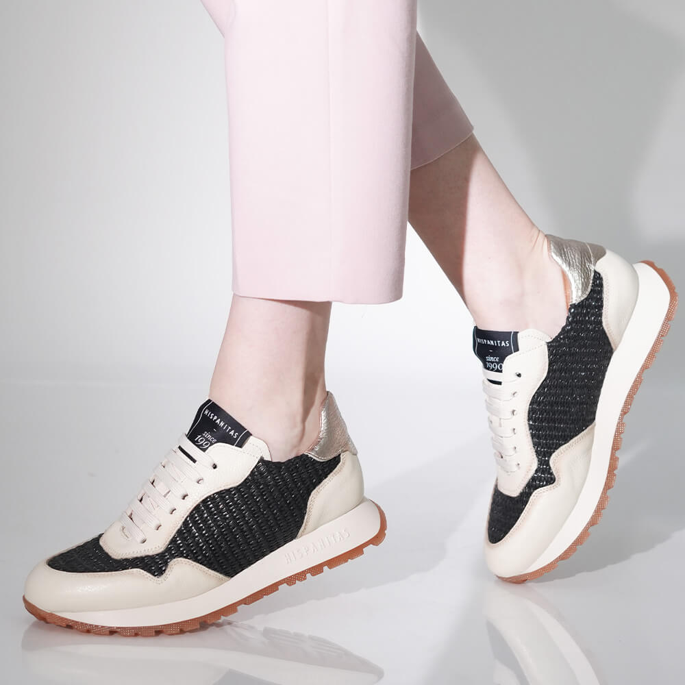 SNEAKERS HISPANITAS