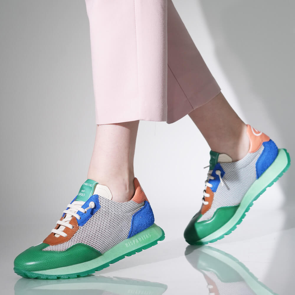 SNEAKERS HISPANITAS