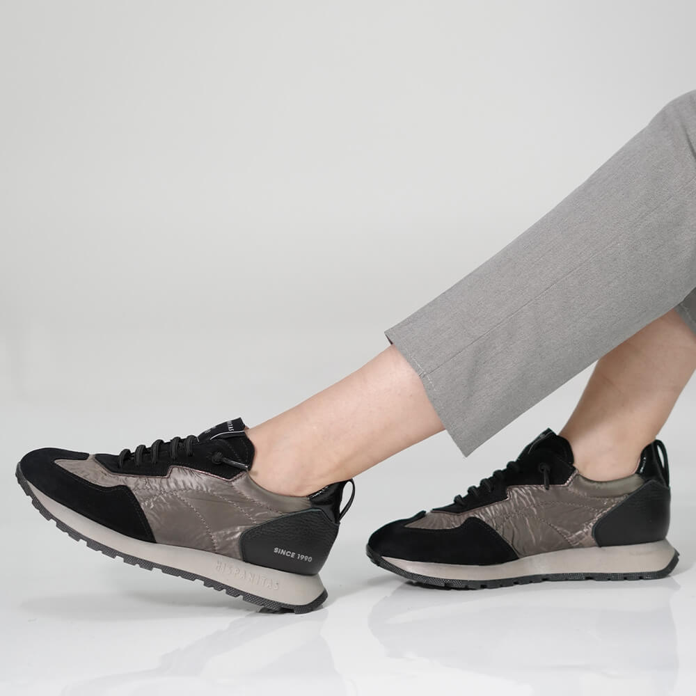 SNEAKERS HISPANITAS