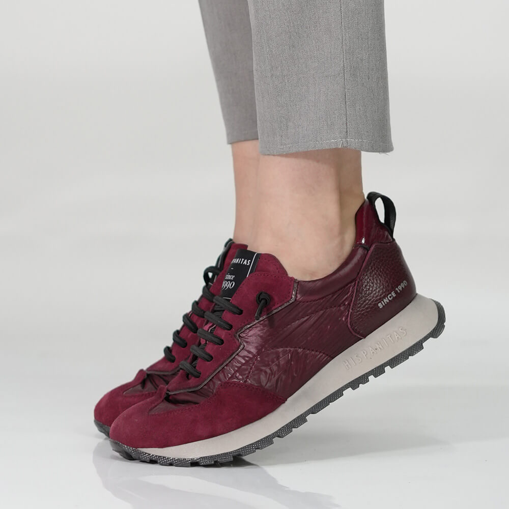 SNEAKERS HISPANITAS